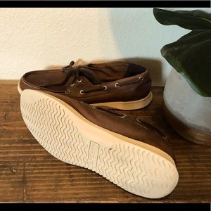 Sperry Topsiders boat shoes brown men’s 9, hardly worn as you can see!